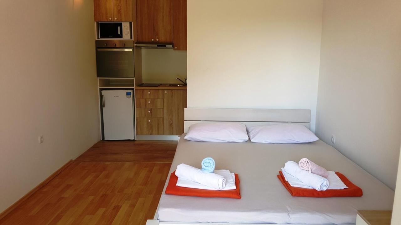 Apartments Adriatic 3 Selce Oda fotoğraf